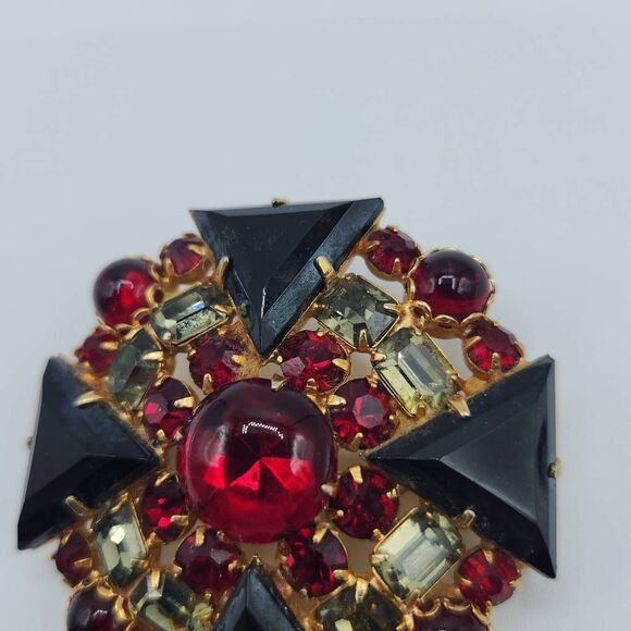 Juliana D & E Round Embellished Brooch & Triangle Clip-on Earrings Set Red - Picture 6 of 13